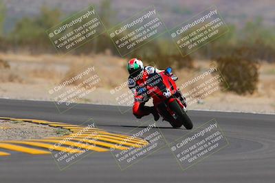 media/Sep-11-2022-SoCal Trackdays (Sun) [[81b7e951af]]/Turn 5 (1110am)/